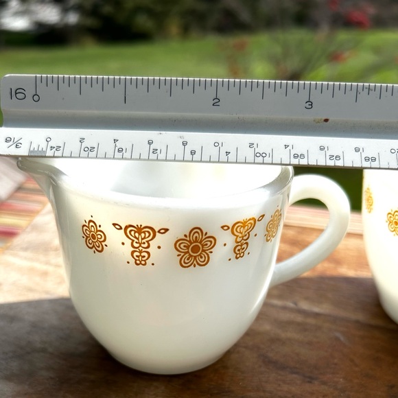 Vintage Corning Pyrex Butterfly Gold Creamer & Open Sugar Milk Glass - Picture 4 of 6